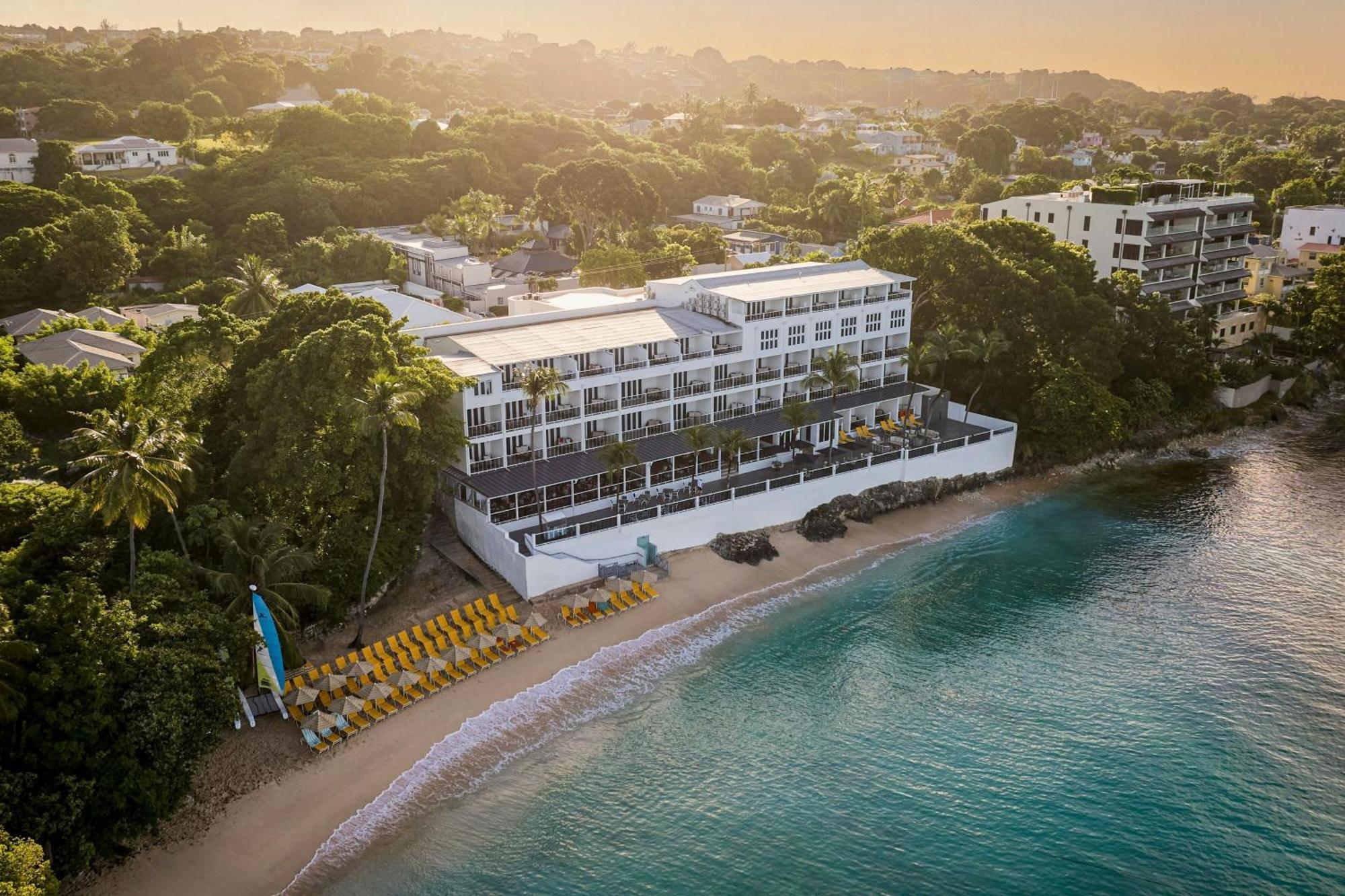 เวฟ โฮเต็ล แอนด์ สปา บาย เอลเลแกนต์ โฮเต็ล Hotel เซนต์เจมส์ ภายนอก รูปภาพ