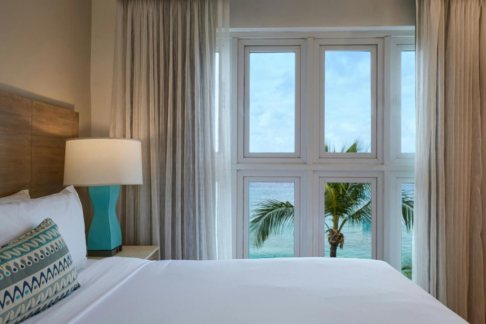 เวฟ โฮเต็ล แอนด์ สปา บาย เอลเลแกนต์ โฮเต็ล Hotel เซนต์เจมส์ ภายนอก รูปภาพ